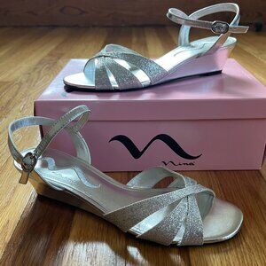 Nina Silver Wedge Womens Size 8.5